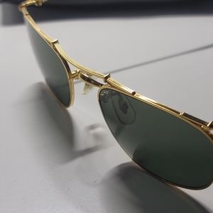 VINTAGE Ray Ban sunglasses